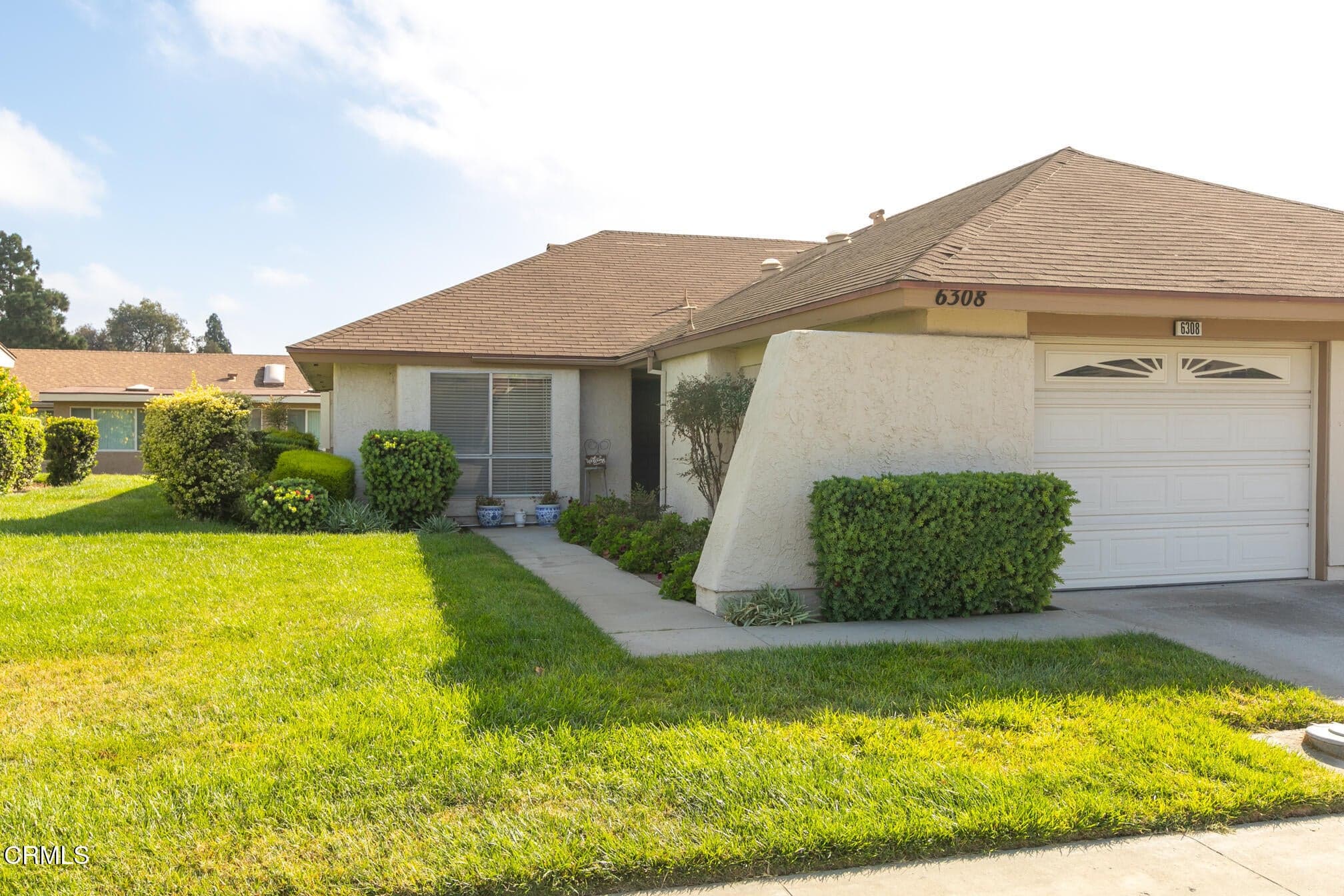 1 6308 Village 6 (Camarillo CA)