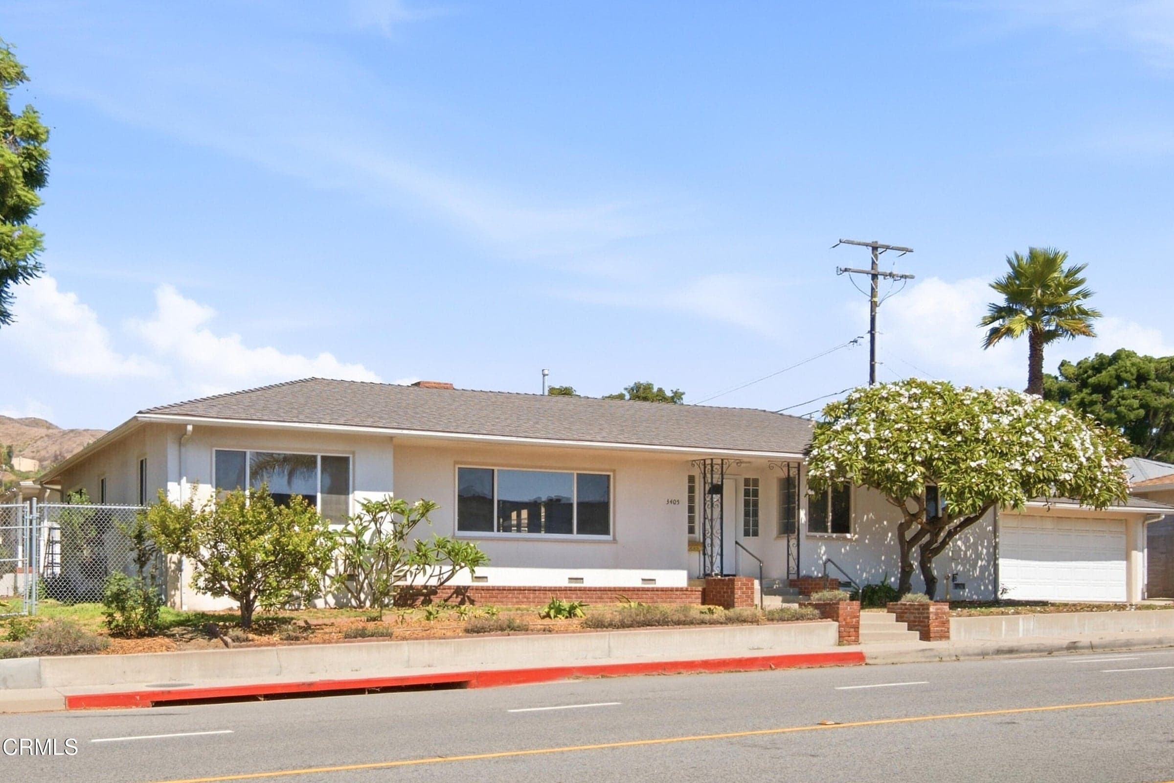 2_front exterior